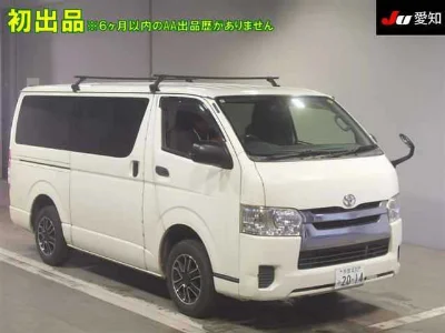 TOYOTA HIACE VAN