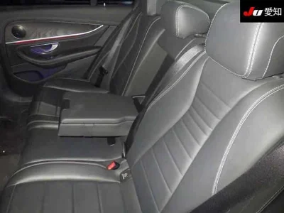 MERCEDES BENZ E CLASS