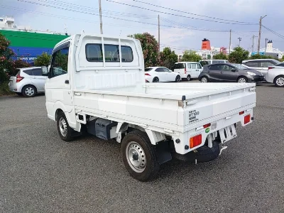 NISSAN CLIPPER TRUCK
