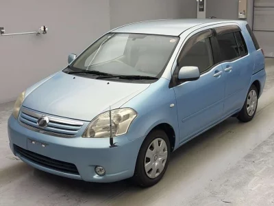 TOYOTA RAUM