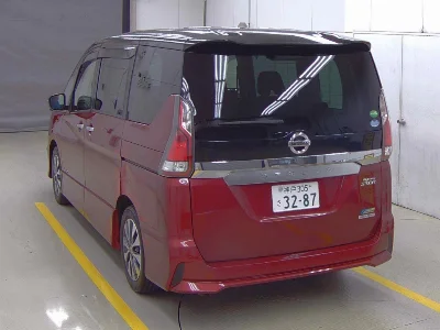 NISSAN SERENA