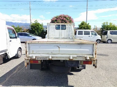 TOYOTA DYNA