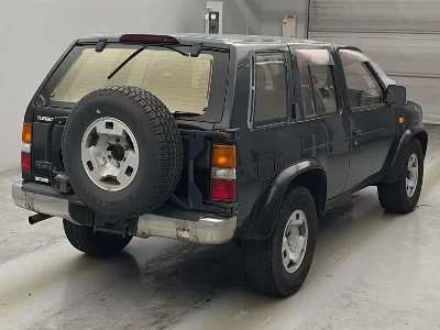 NISSAN TERRANO