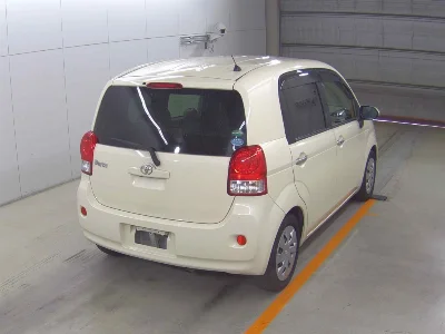 TOYOTA PORTE
