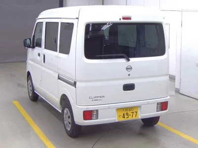 NISSAN CLIPPER