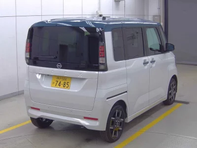 NISSAN ROOX