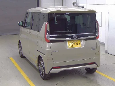 NISSAN ROOX