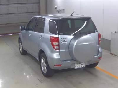TOYOTA RUSH