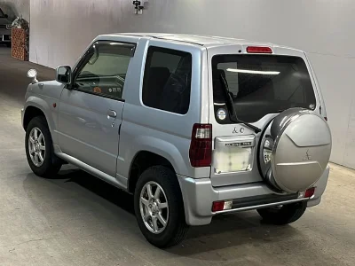 MITSUBISHI PAJERO MINI