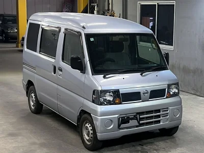 NISSAN CLIPPER VAN