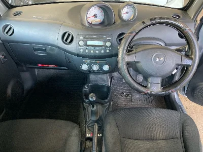 DAIHATSU ESSE