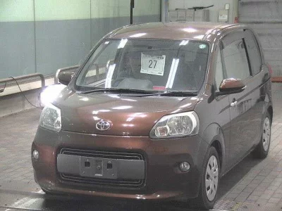 TOYOTA PORTE