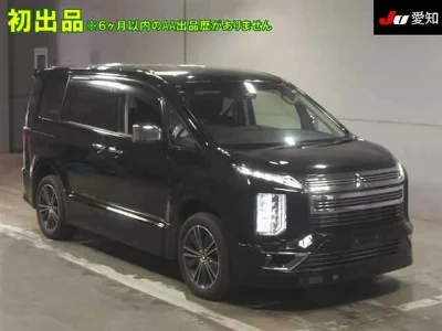 MITSUBISHI DELICA D5