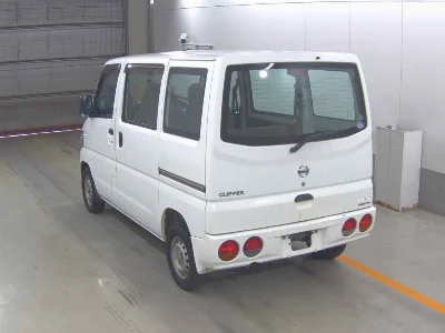 NISSAN CLIPPER