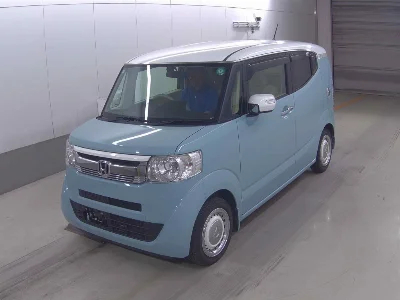 HONDA N BOX SLASH