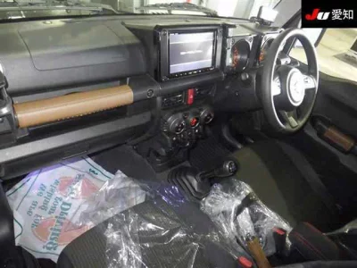 SUZUKI JIMNY SIERRA