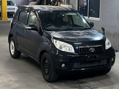 TOYOTA RUSH
