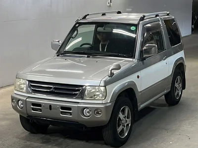 MITSUBISHI PAJERO MINI