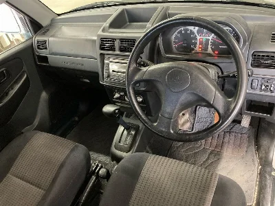 MITSUBISHI PAJERO MINI