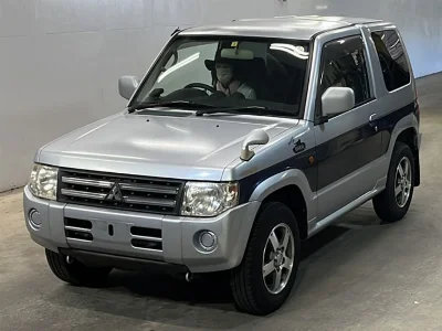 MITSUBISHI PAJERO MINI