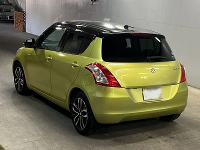 SUZUKI SWIFT