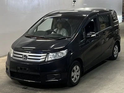 HONDA FREED SPIKE