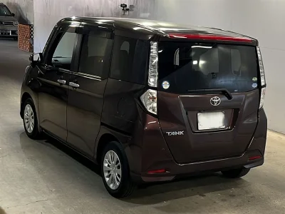 TOYOTA TANK