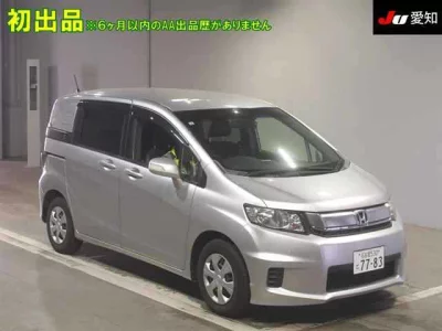 HONDA FREED SPIKE