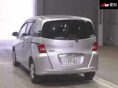 HONDA FREED SPIKE