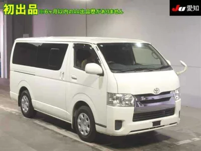 TOYOTA HIACE VAN