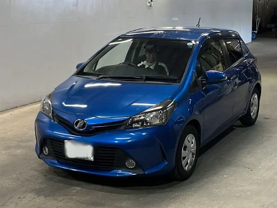 TOYOTA VITZ