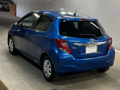 TOYOTA VITZ
