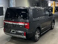 Цена авто Mitsubishi  с аукционов Японии, номер кузова CV1W, пробег 57 000, оценка 6