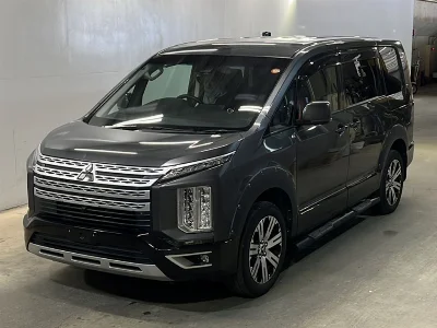 MITSUBISHI DELICA D5
