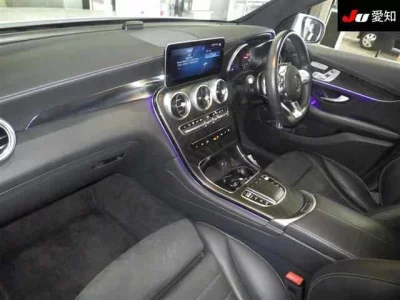 MERCEDES BENZ GLC