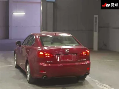 LEXUS IS
