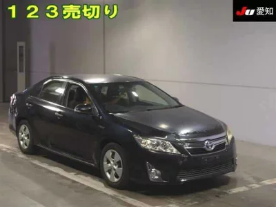 TOYOTA CAMRY