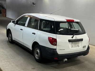MITSUBISHI LANCER VAN