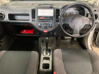 MITSUBISHI LANCER VAN