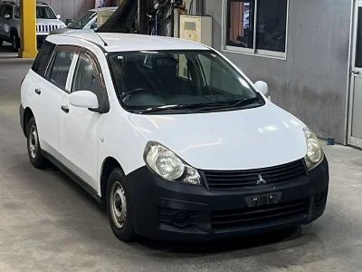 MITSUBISHI LANCER VAN