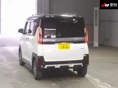 MITSUBISHI DELICA MINI