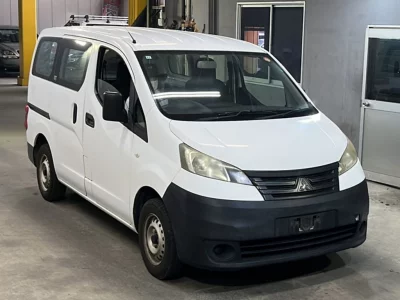 MITSUBISHI DELICA