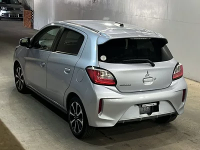 MITSUBISHI MIRAGE