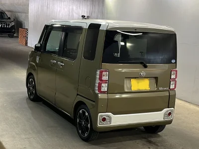DAIHATSU WAKE