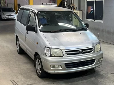 TOYOTA TOWN ACE NOAH