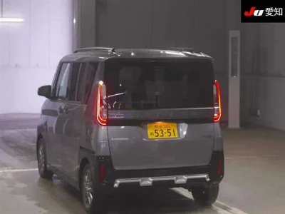MITSUBISHI DELICA MINI