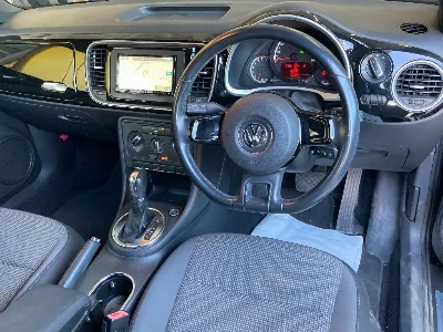 VOLKSWAGEN THE BEETLE
