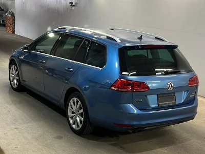 VOLKSWAGEN GOLF VARIANT