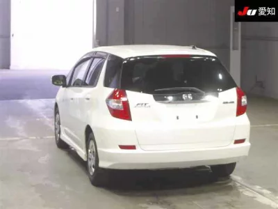 HONDA FIT SHUTTLE