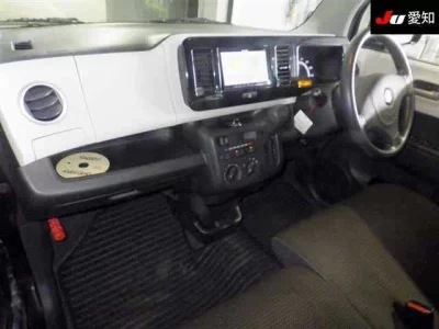 SUZUKI MRWAGON